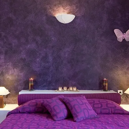 Anamnesis Luxury